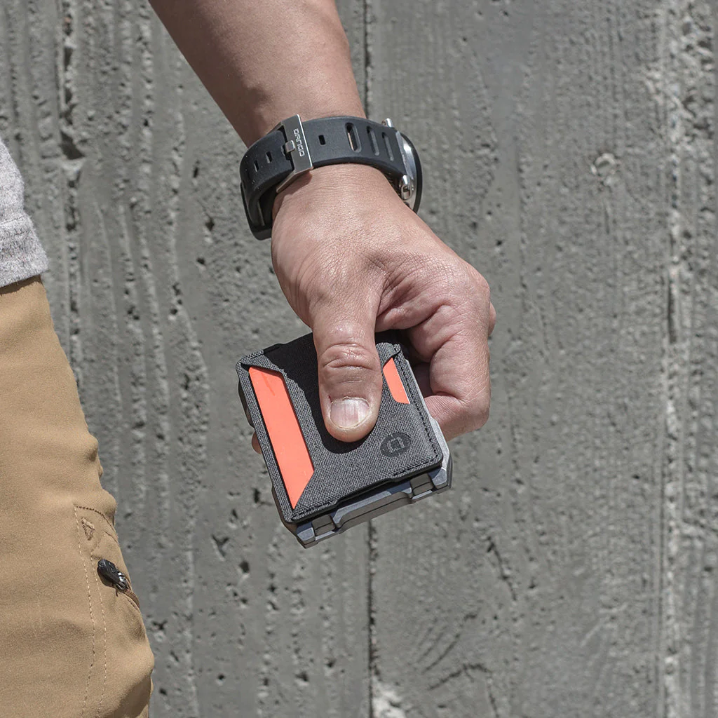 A10 ADAPT™ SINGLE POCKET WALLET - Image 10