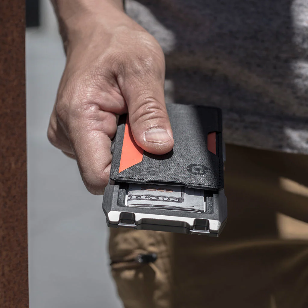 A10 ADAPT™ SINGLE POCKET WALLET - Image 13