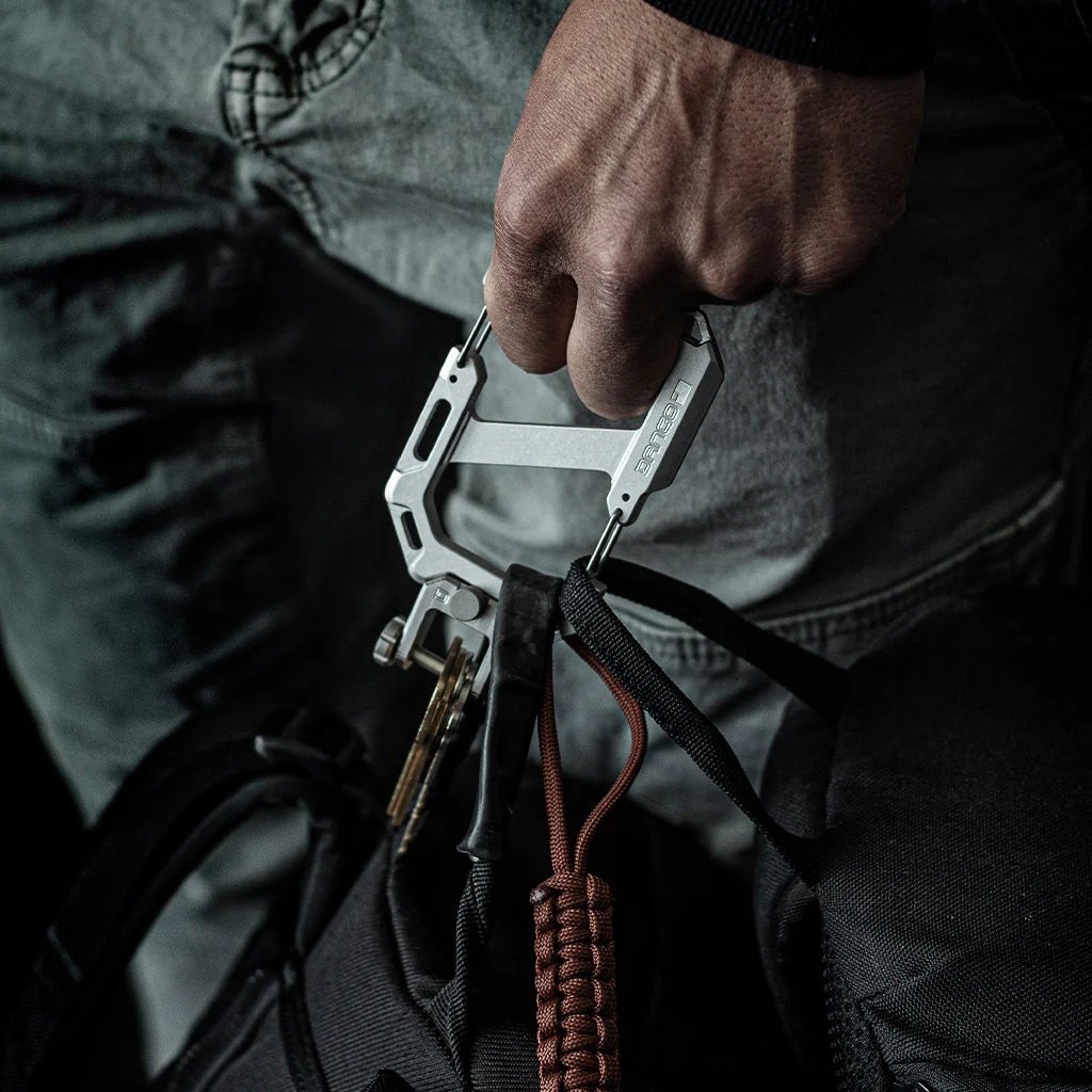 Carabiner XL & Shackle - Image 17