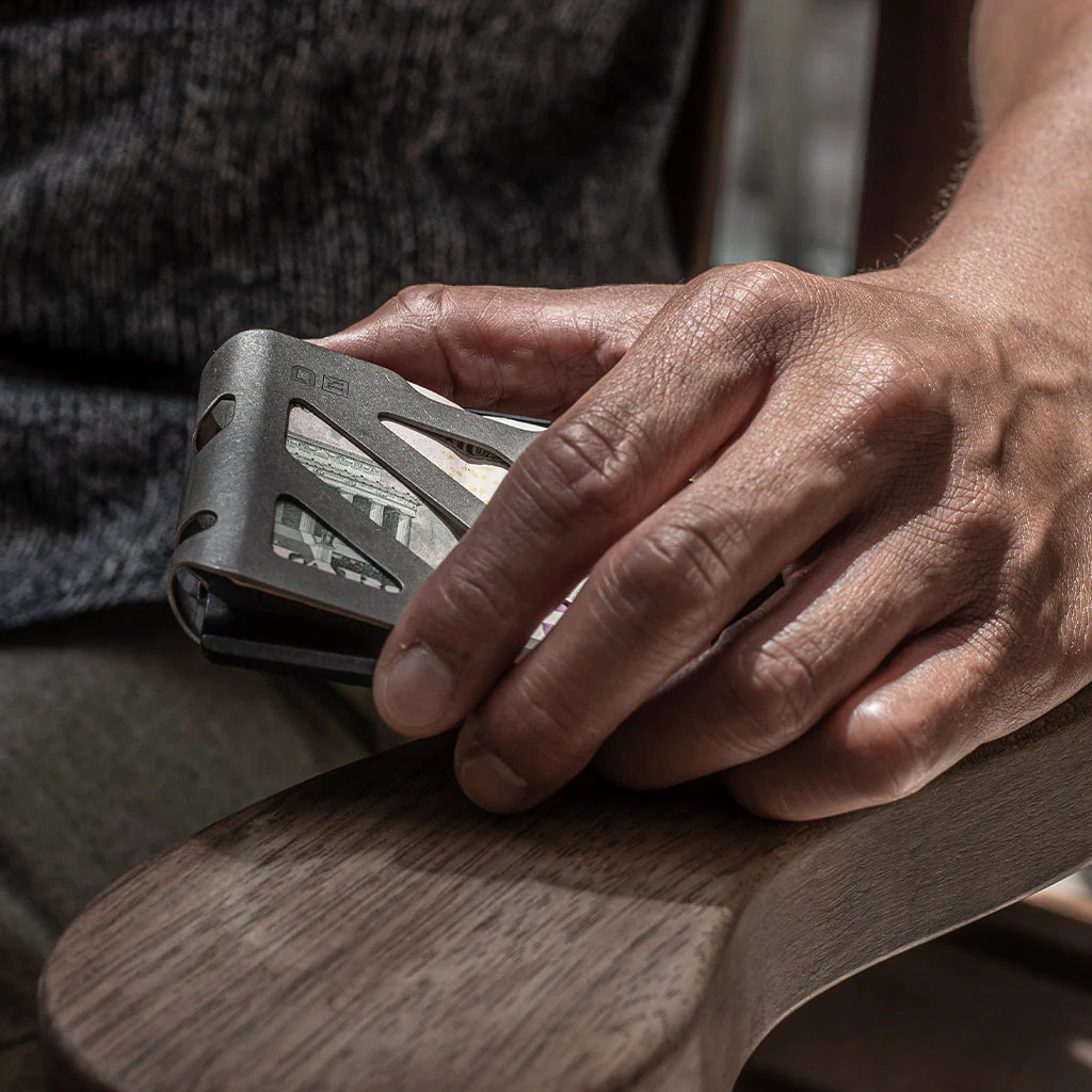 MC01 TITANIUM MONEY CLIP - Image 33